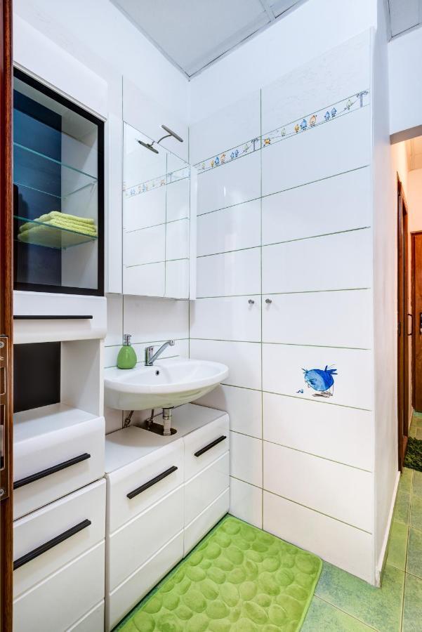 Family Apartment - Comfort In The Center Burgas Exterior photo